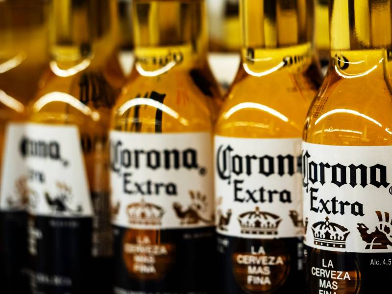 korona pivo optuženo za širenje koronavirusa 