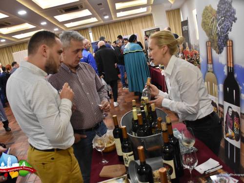 paraćin da se više ništa ne podrazumeva 