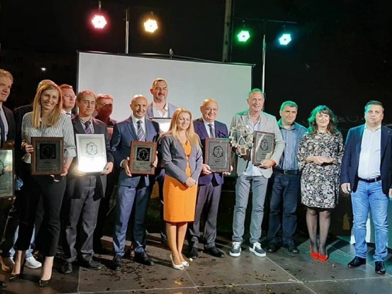 veliki trofej stiže u srbiju 