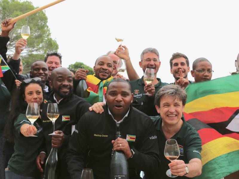 film o somelijerima iz zimbabvea osvaja svet