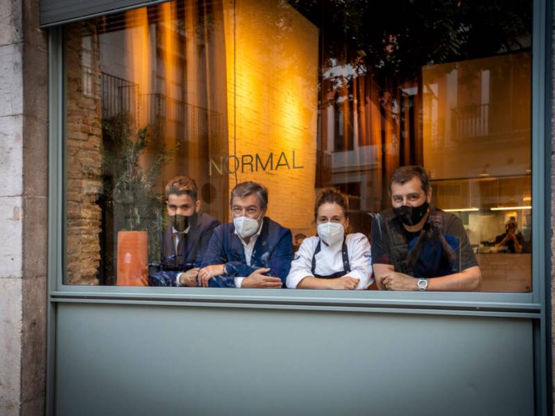 novi, normalni restoran katalonske braće roka