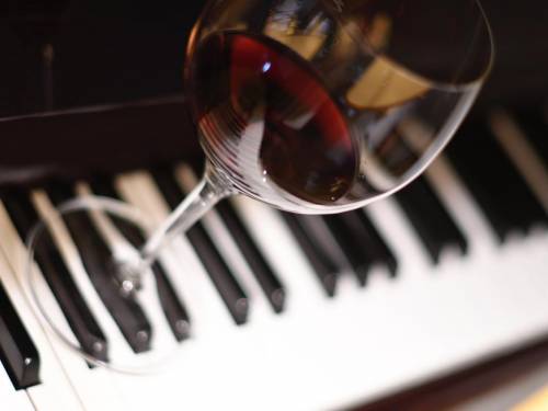 i betoven i metalika podstiču uživanje u vinu