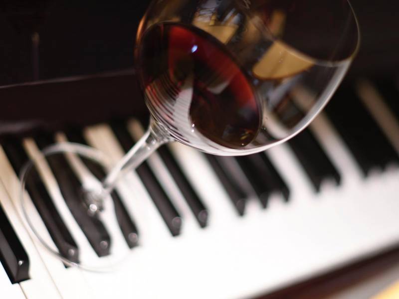 i betoven i metalika podstiču uživanje u vinu