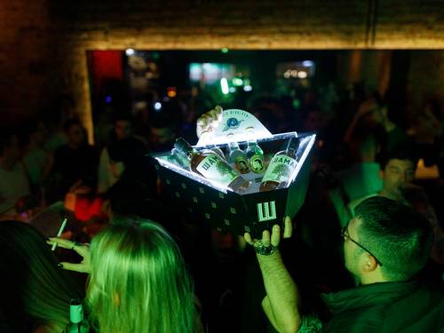 šamar revolucija rakije