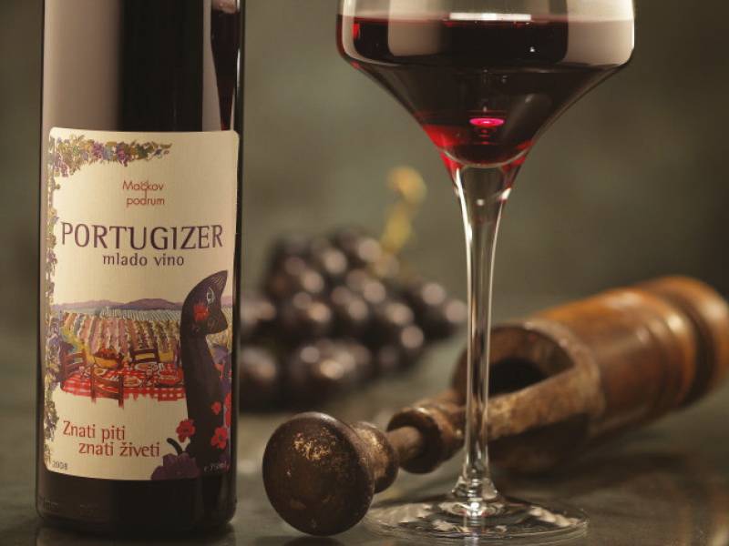 dan mladog portugizera u novom sadu vreme je za mačkov svatovac 