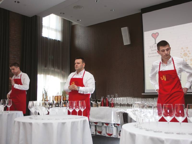 prvenstvo somelijera u penušavim vinima ivan nikolić na tronu 