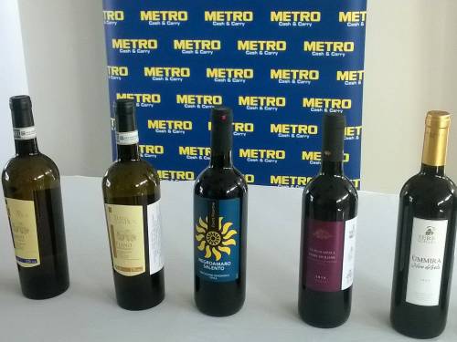 vina sa juga italije oduševila goste metro horeca centra
