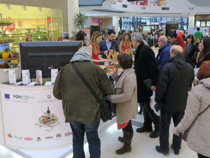 održana prezentacija hrane i vina sa juga italije