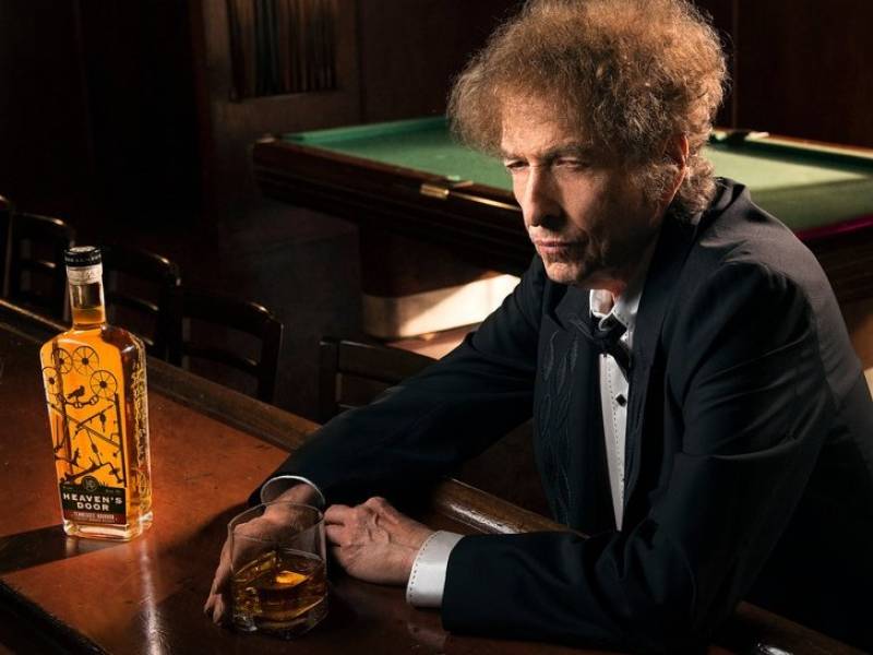 bob dilan lansira na tržište liniju viskija heaven s door 