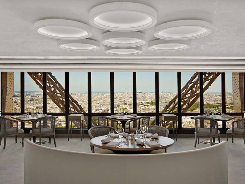 ponovo otvoren restoran u ajfelovoj kuli