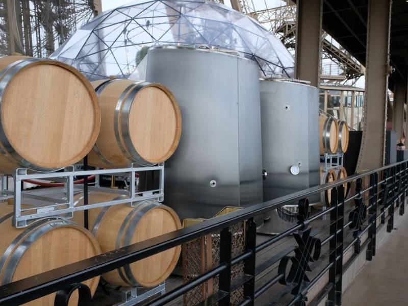 otvorena vinarija na ajfelovoj kuli 