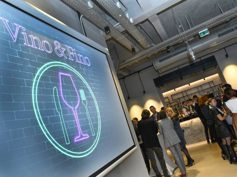 vino fino slavi osmi rođendan 