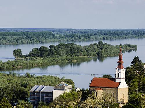 stari slankamen i surduk dunav i čarde